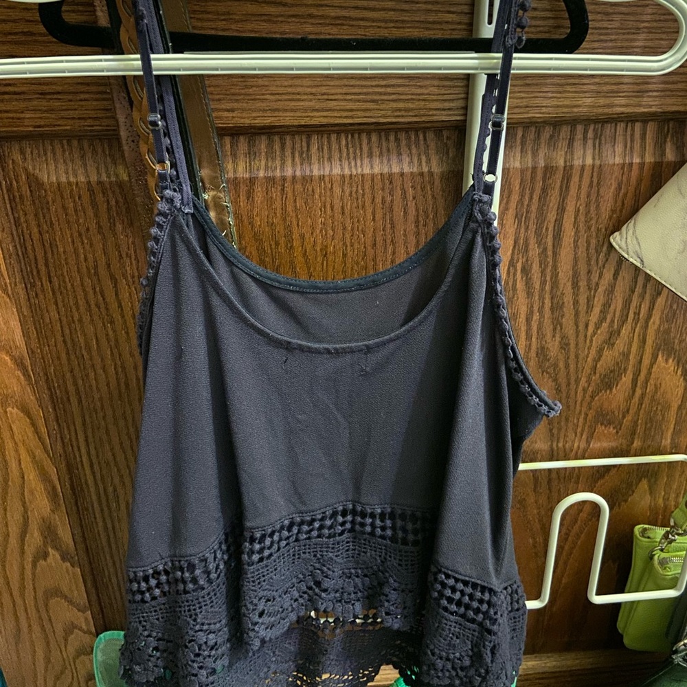 Tank top - Picture 2 of 4